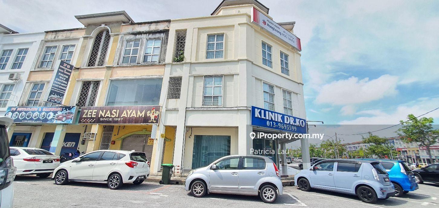 Rumah kedai di Jalan Pegawai Alor Setar.