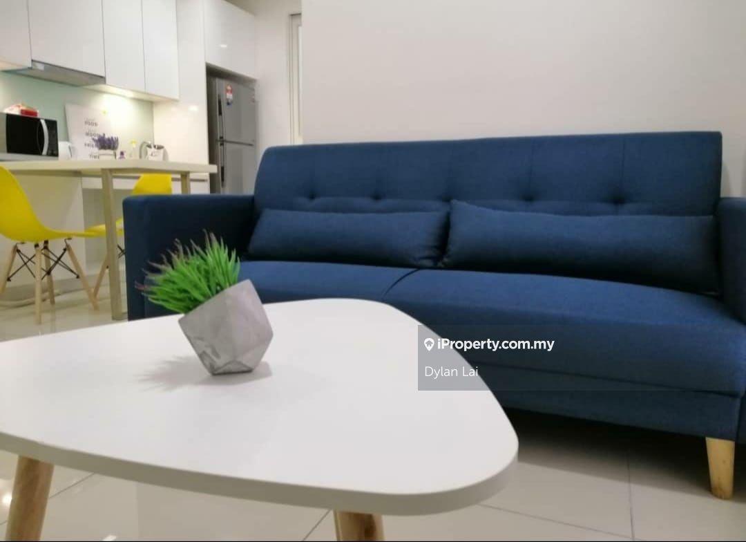 Centrus SOHO selling Fully Furnished and Renovated. Below market price