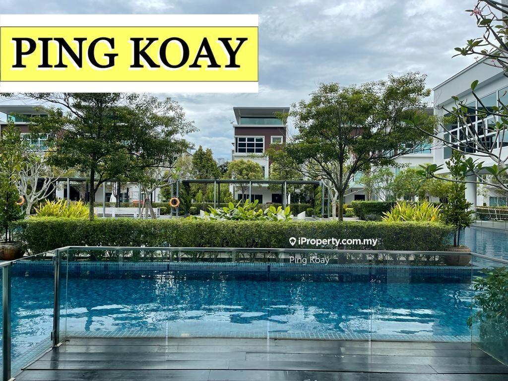 Water villa bungalow unit at Permai Garden, Below market value