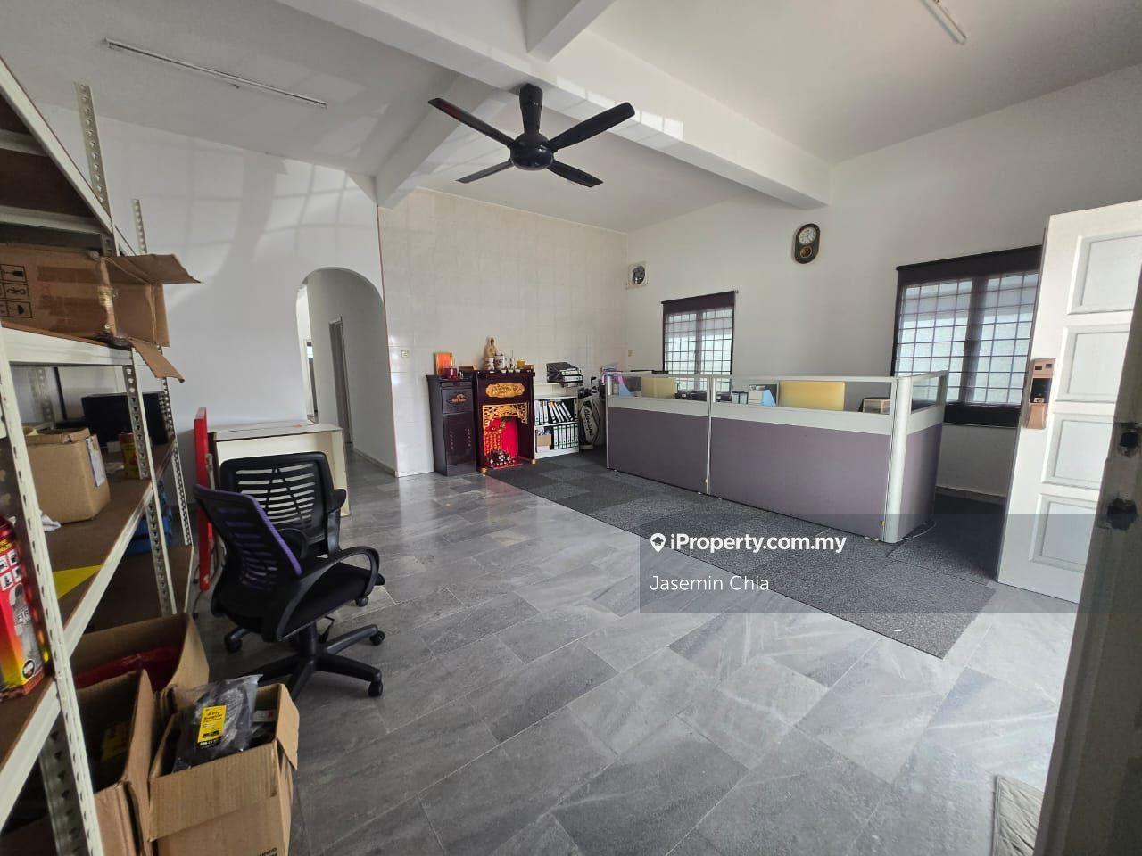 Limitted renovated 2sty Semi-D for sale