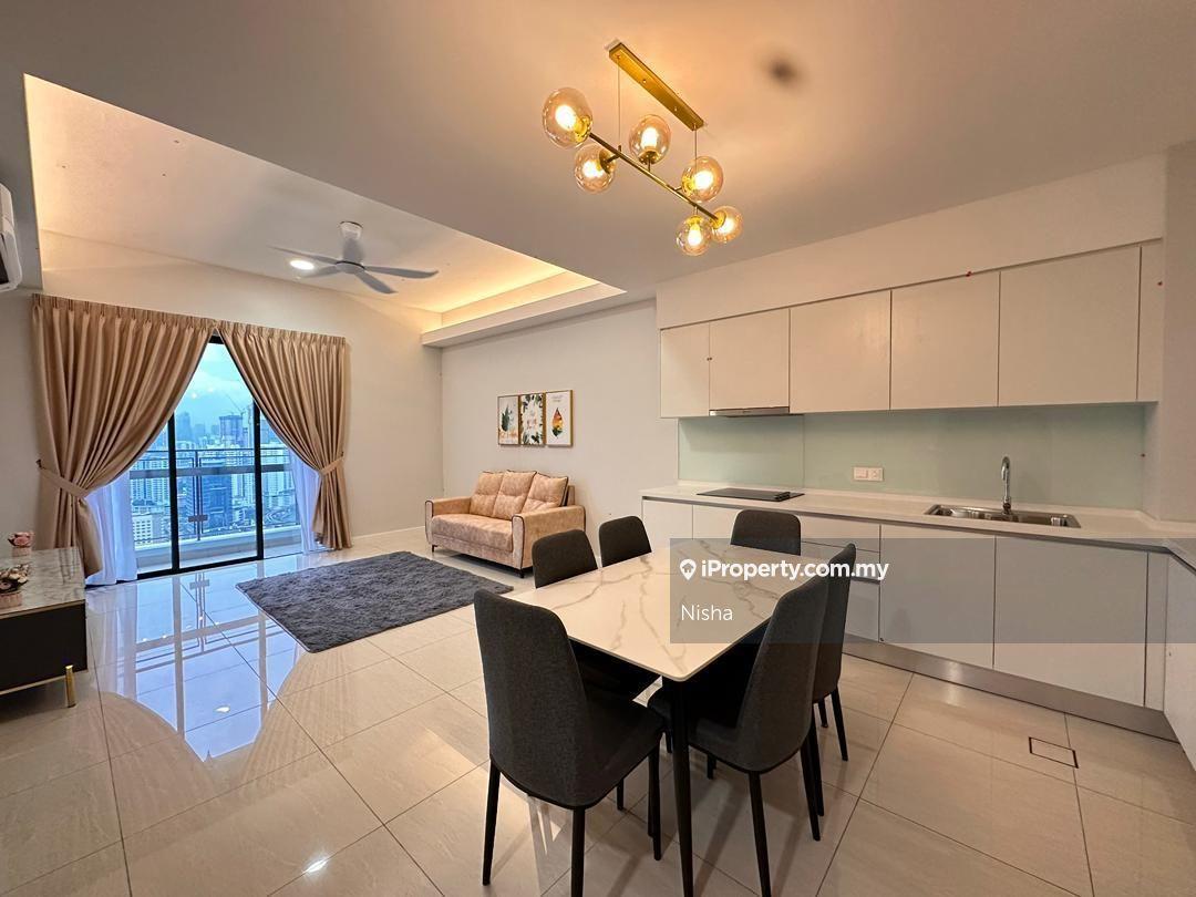 The Sentral Suite - Mid Floor - Beautiful Furnished Unit