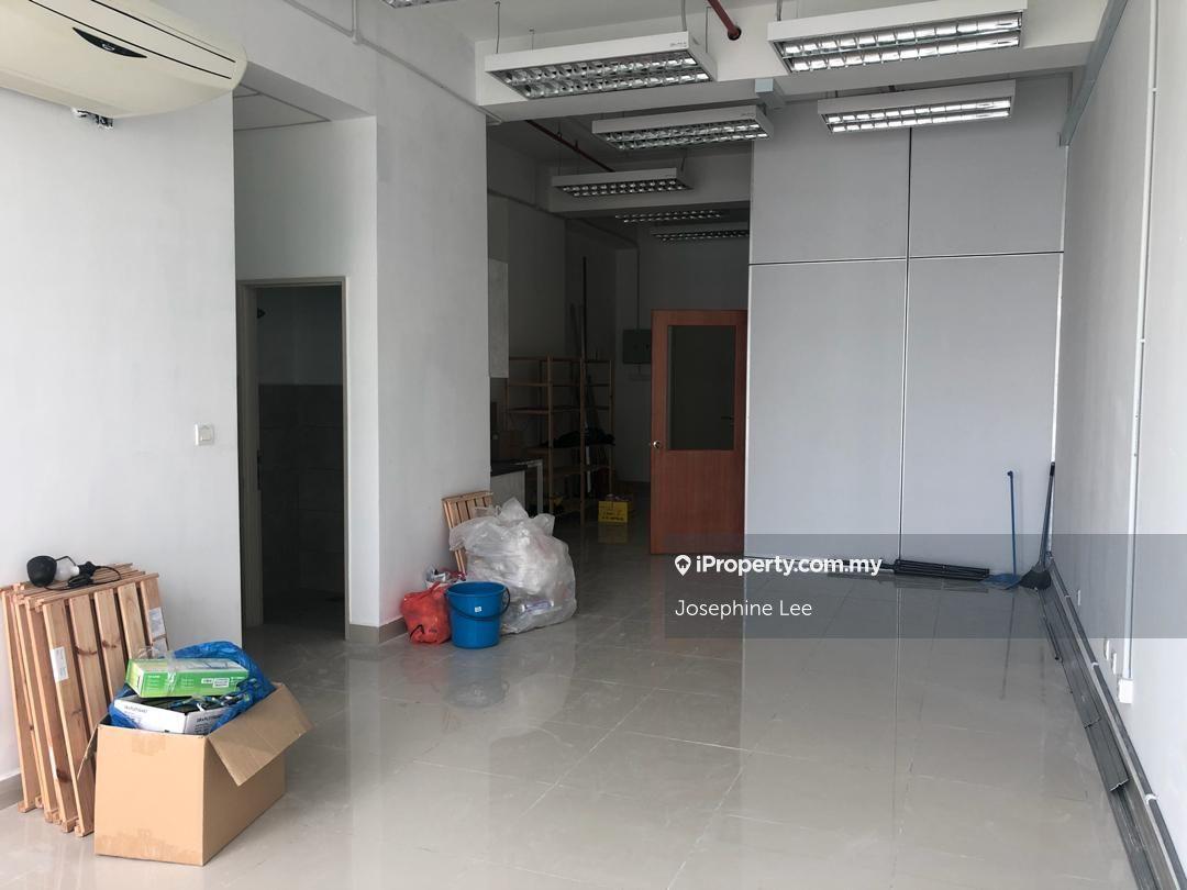 Oasis Ara Damansara, Ara Damansara