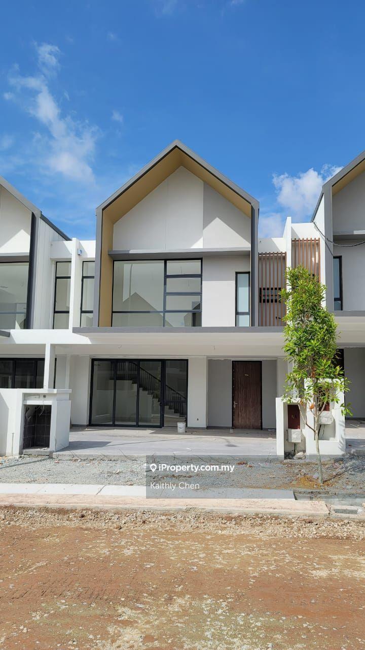 Jade Hills @ Blossom Spring 2 Sorey Nice Landed House
