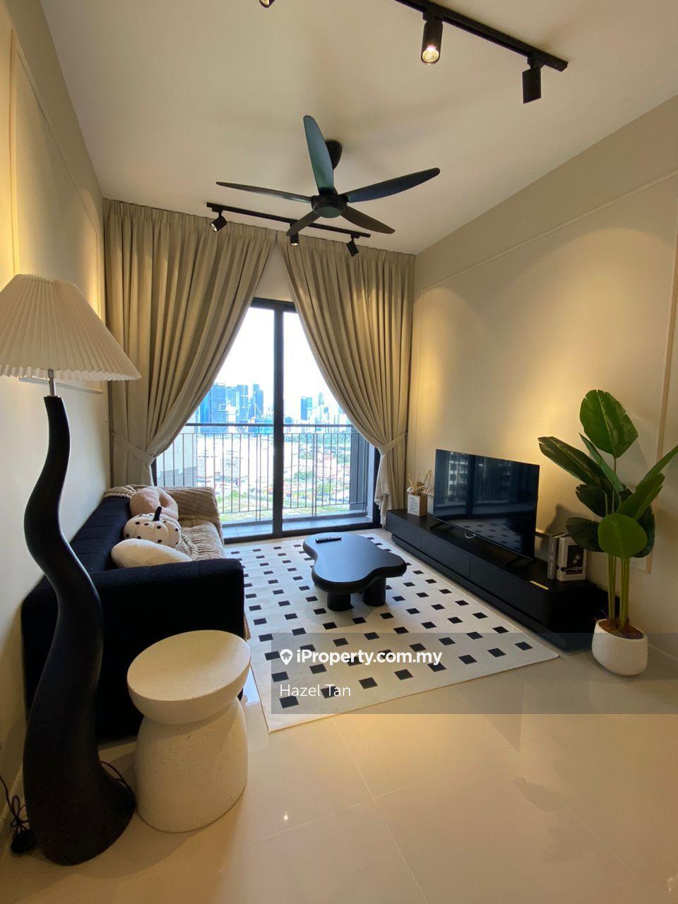 Walking distance to Lrt Mrt , Shopping mall, Medical Center 