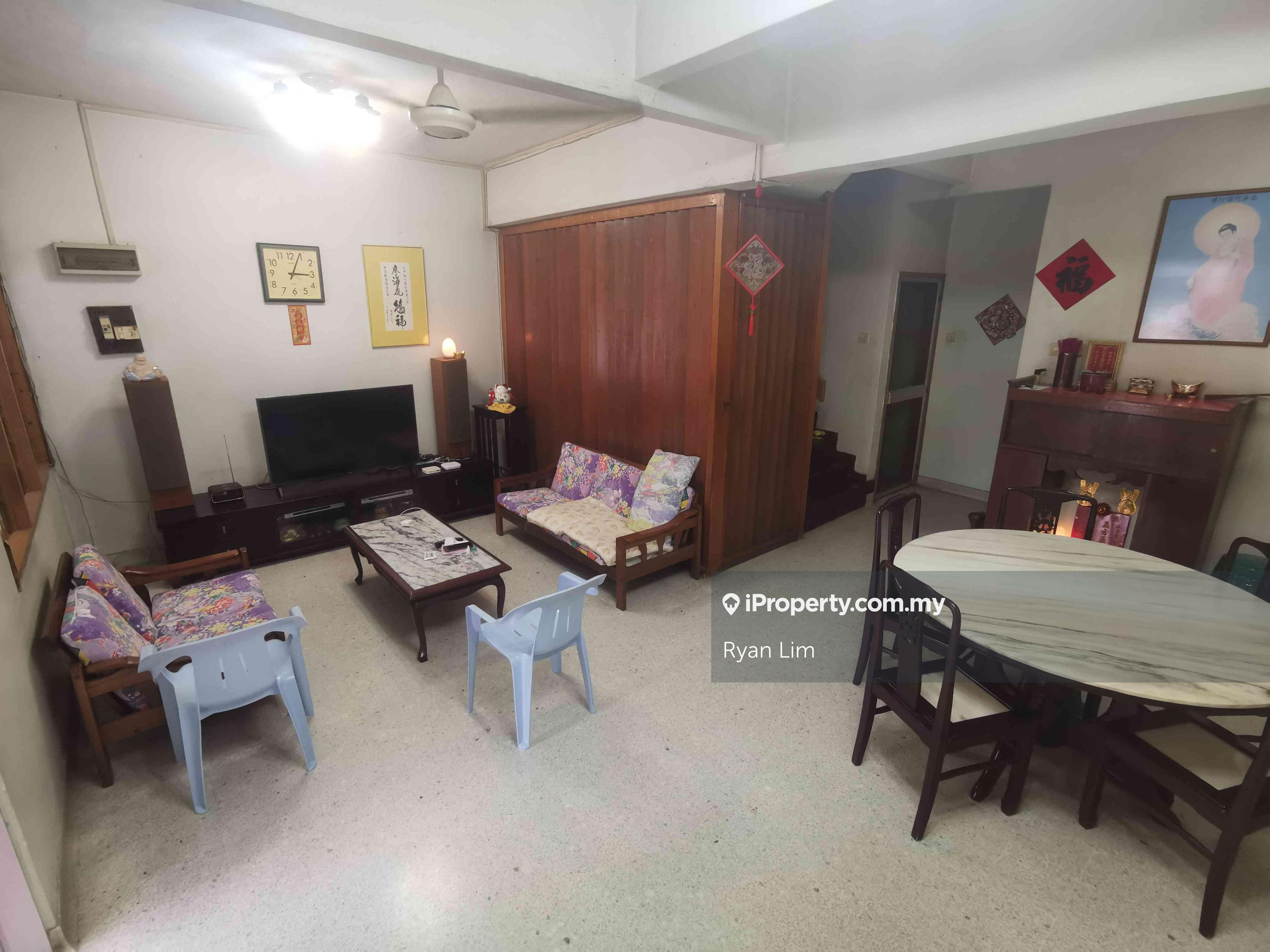 Walking distance to MRT & Eko Cheras Mall