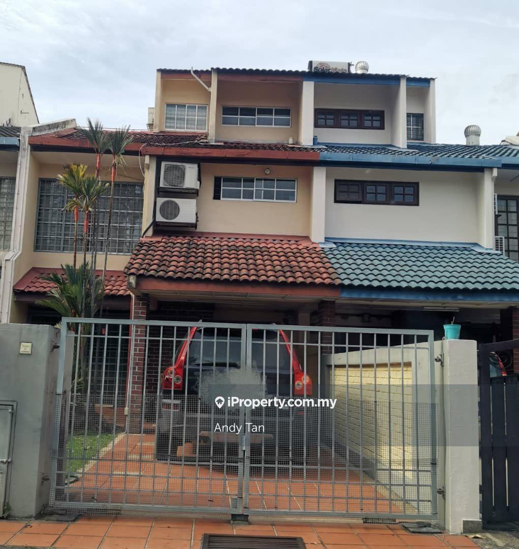 2 storey terrace intermediate at Wangsa Baiduri Subang Jaya For Sale