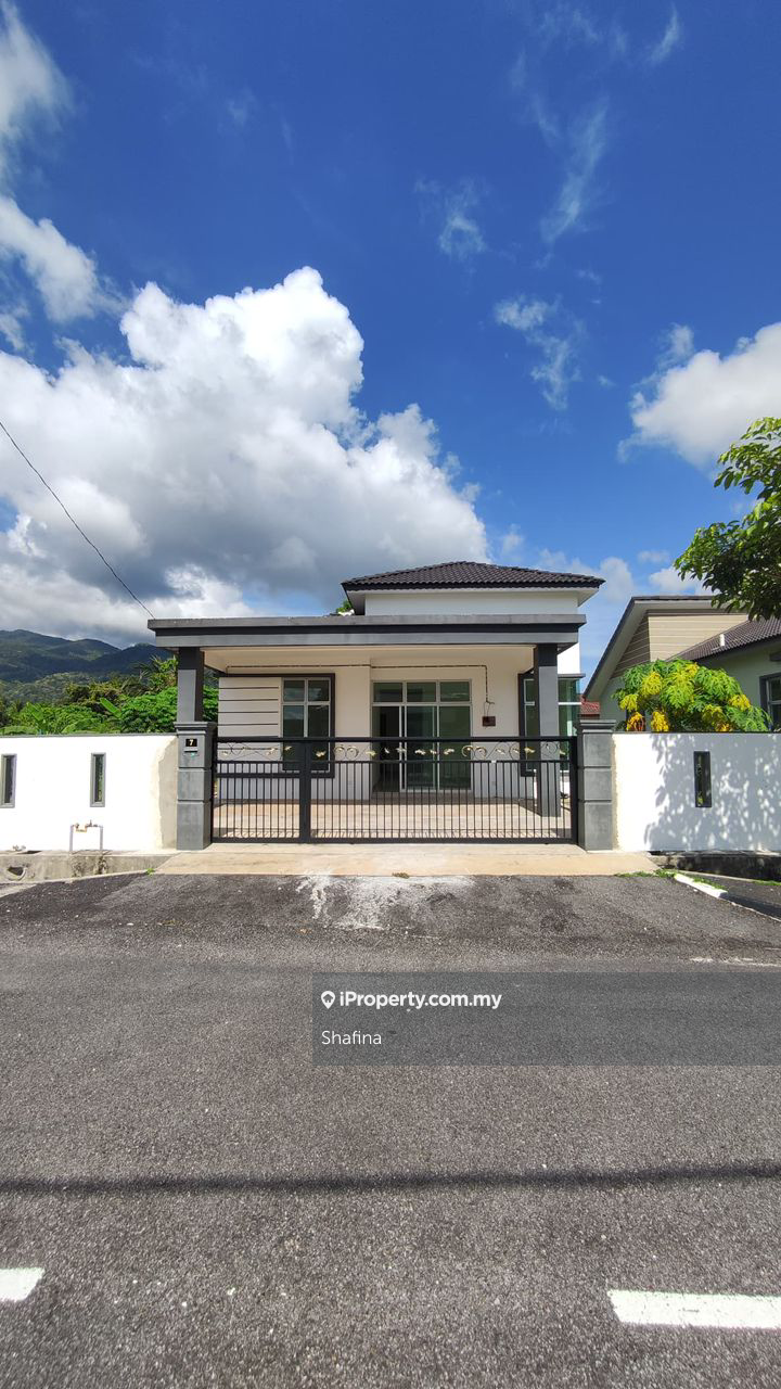 Bungalow ready move in 