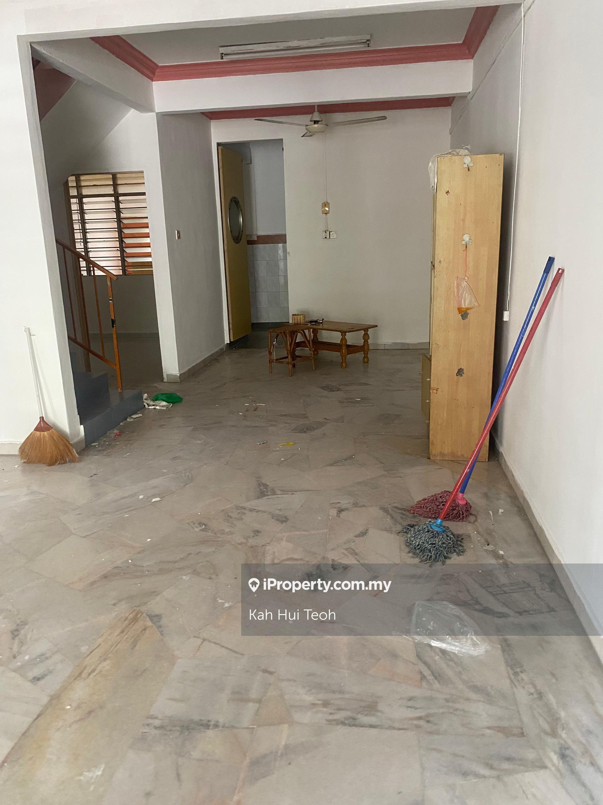 Double Storey @ Taman Permata For Rent