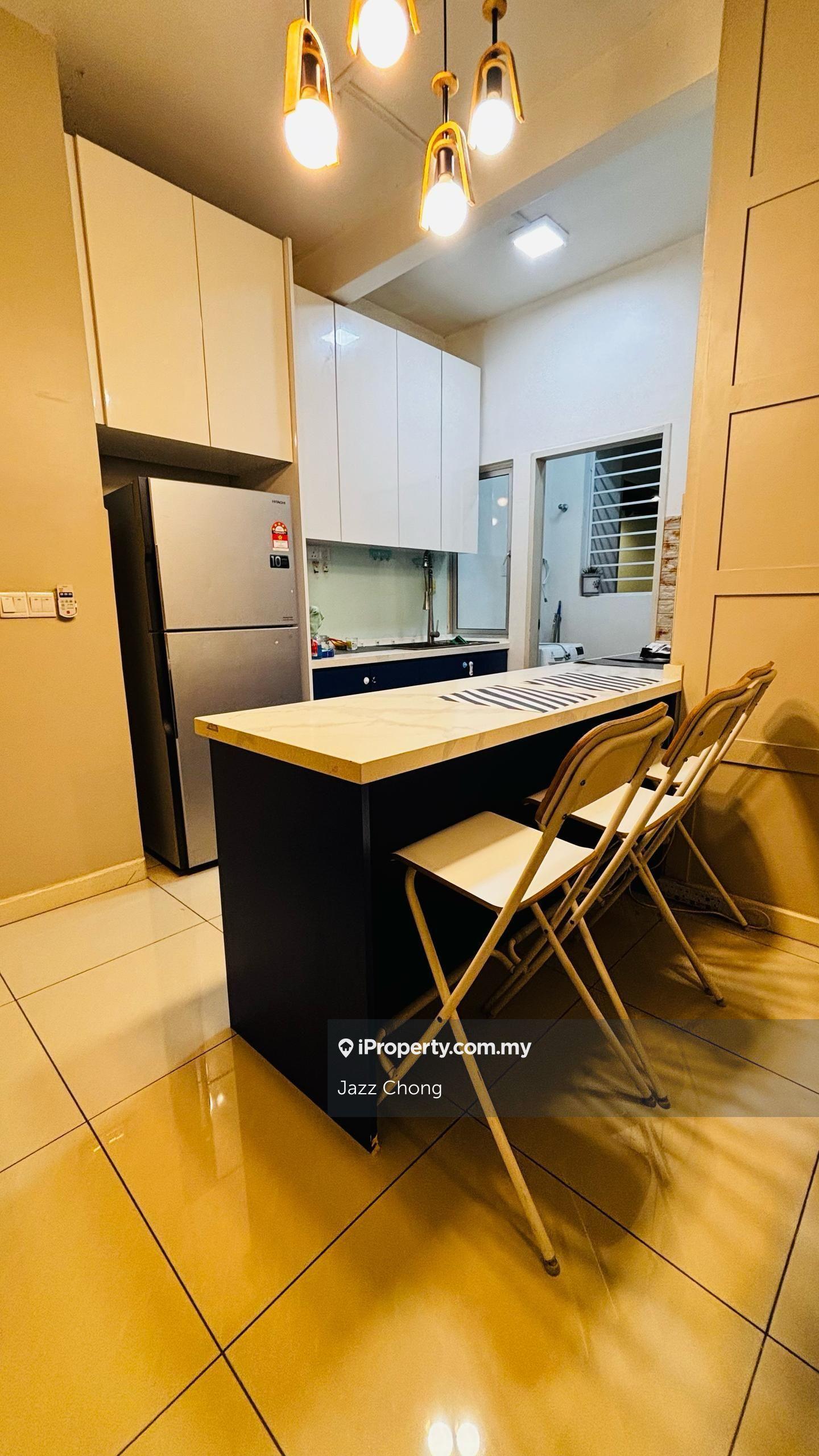 Partial furnished, Accept Student, Ready unit, Can View