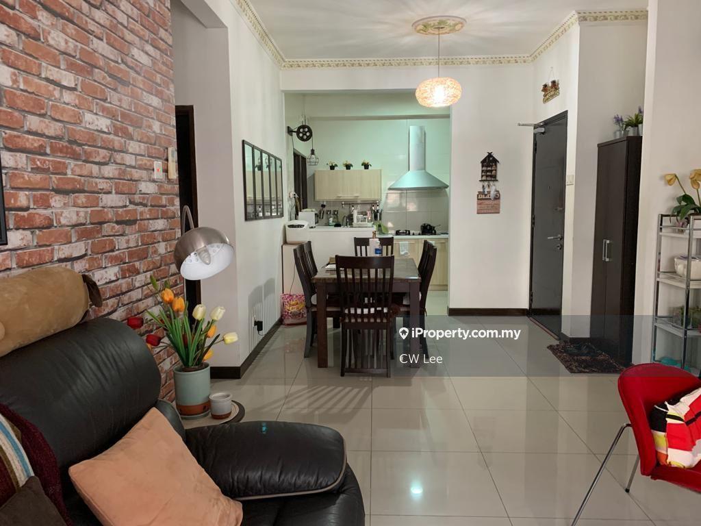 Desa Idaman Residence @ Puchong Prima For Sale MYR 398k Only!!