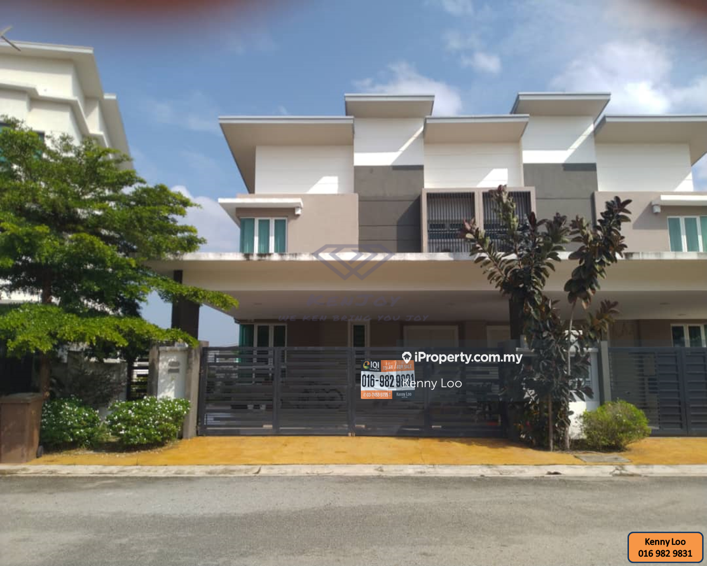Fully renovate mahkota height 2 story semi-d house