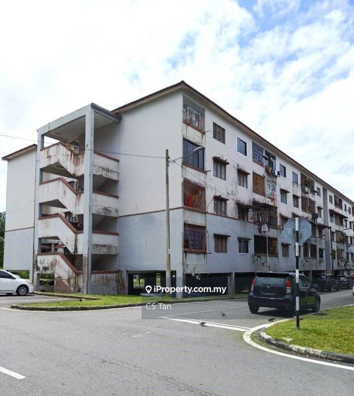 Flat Tasek 64, Seri Alam. 3 Beds, Freehold, Well Condition