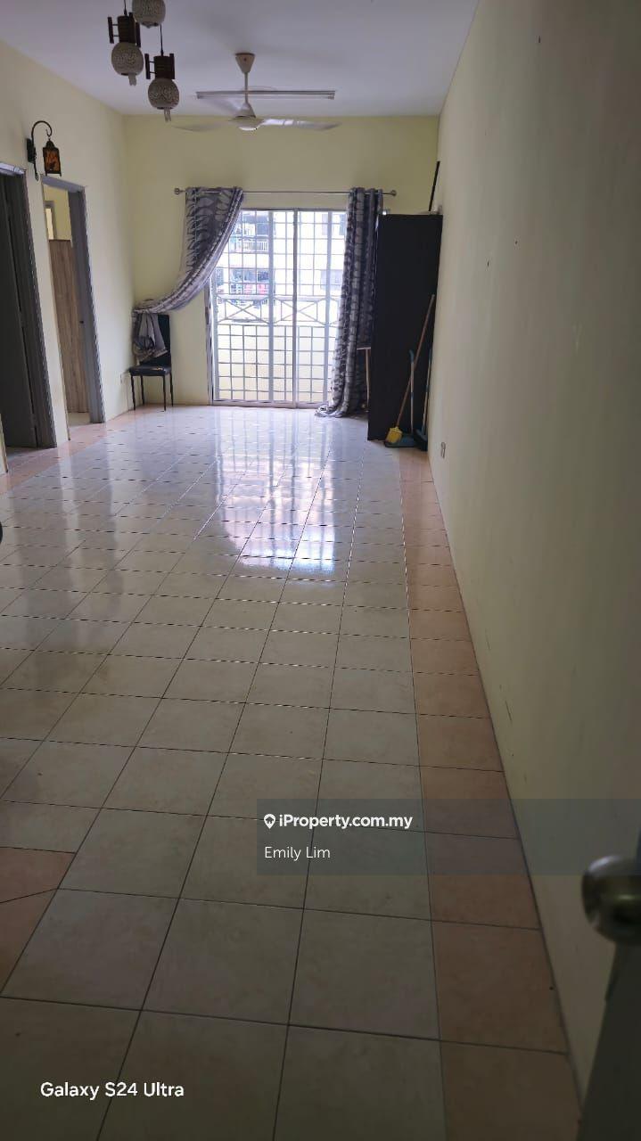 Bayu villa apartment, partial furnished unit for rent, 925sf
