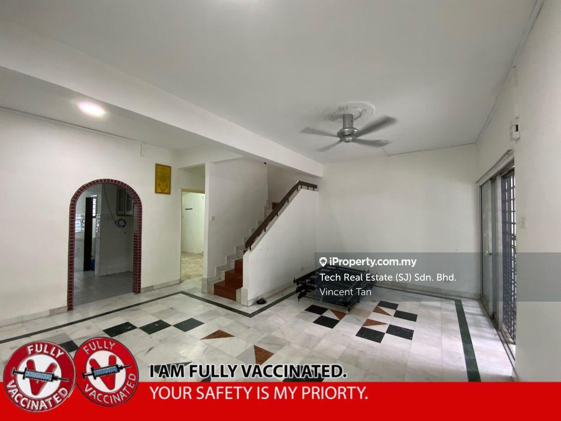 2 Storey Intermediate Linkhouse @ Bandar Sri Damansara