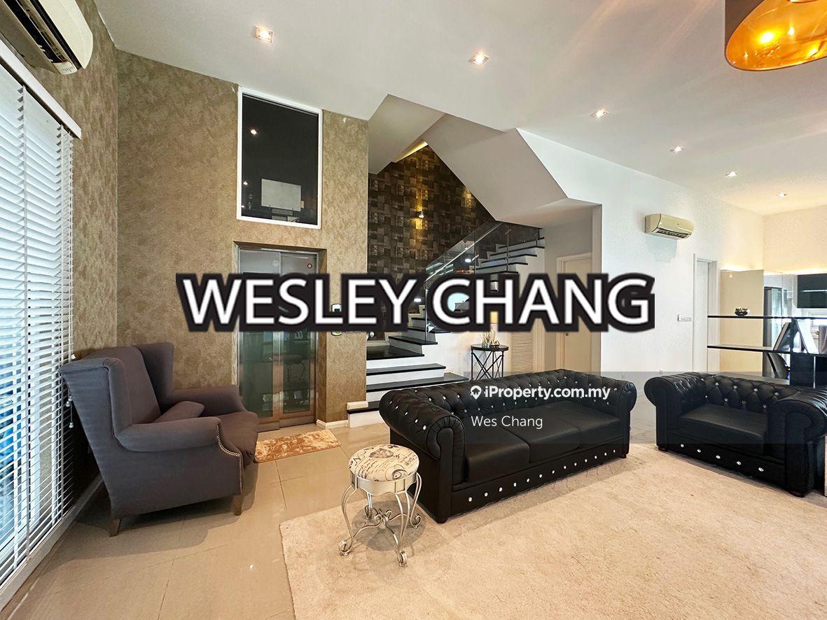 Modern elegent id renovated ex showroom corner semi-d with lift