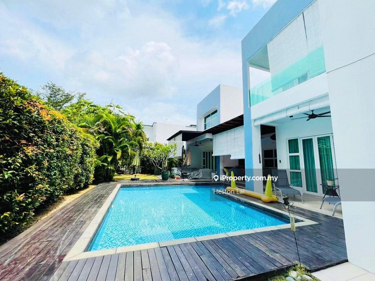 Melody Park, Corner 2-Sty Bungalow with Pool Only Rm 5mil