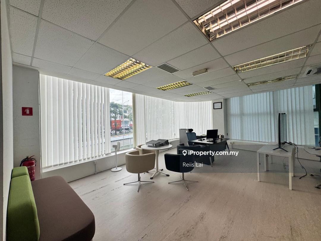 Usj 10, Subang Jaya 1st floor partilly furnish Shop Office