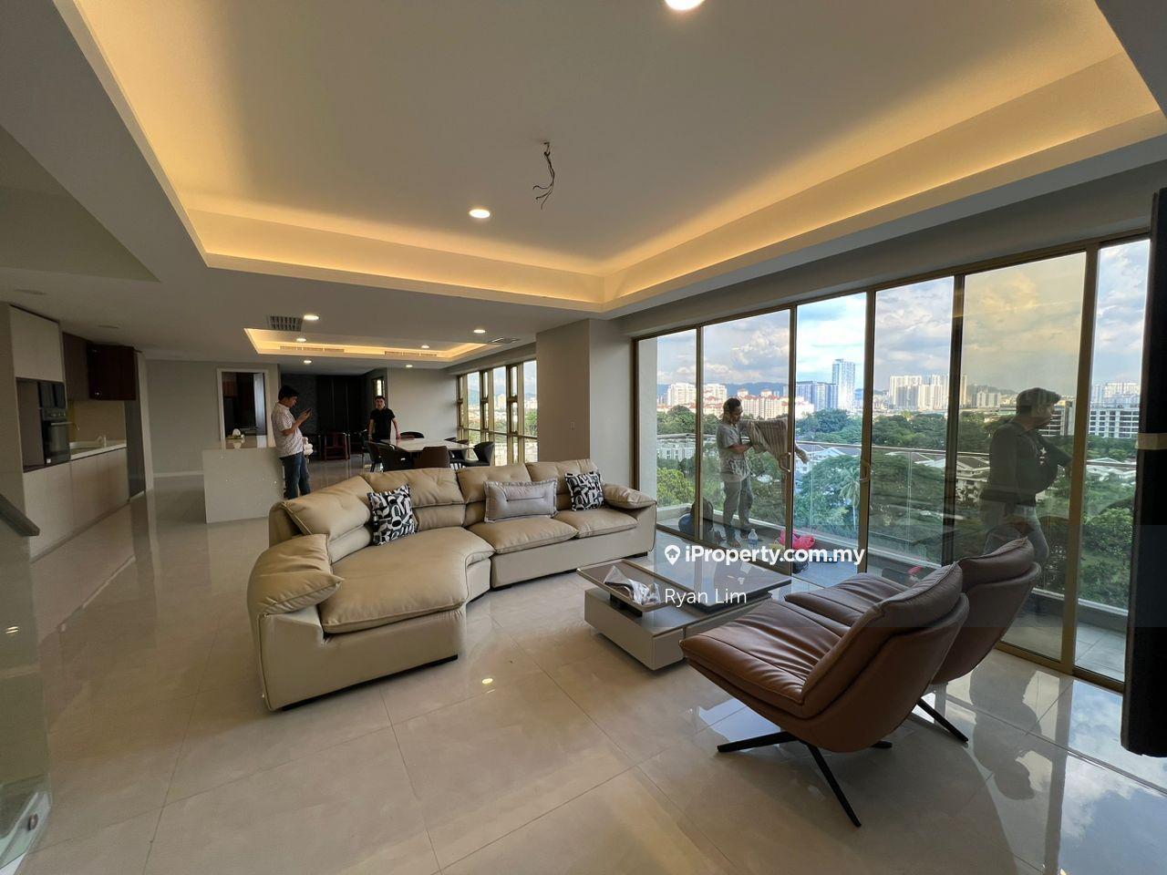 Freehold Luxury Condo, Ready Move in Developer Units, 5 minute to KLCC