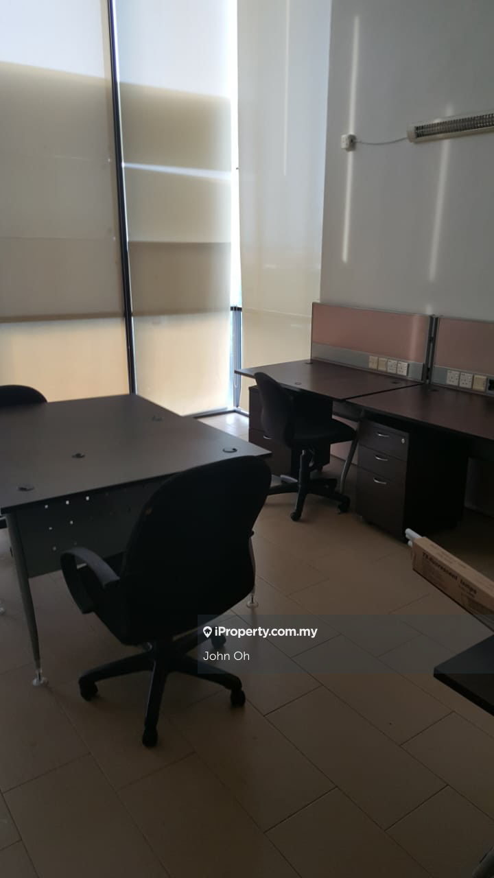 Subang Jaya Empire soho / isola /Lot 15 service residences for Rent.  