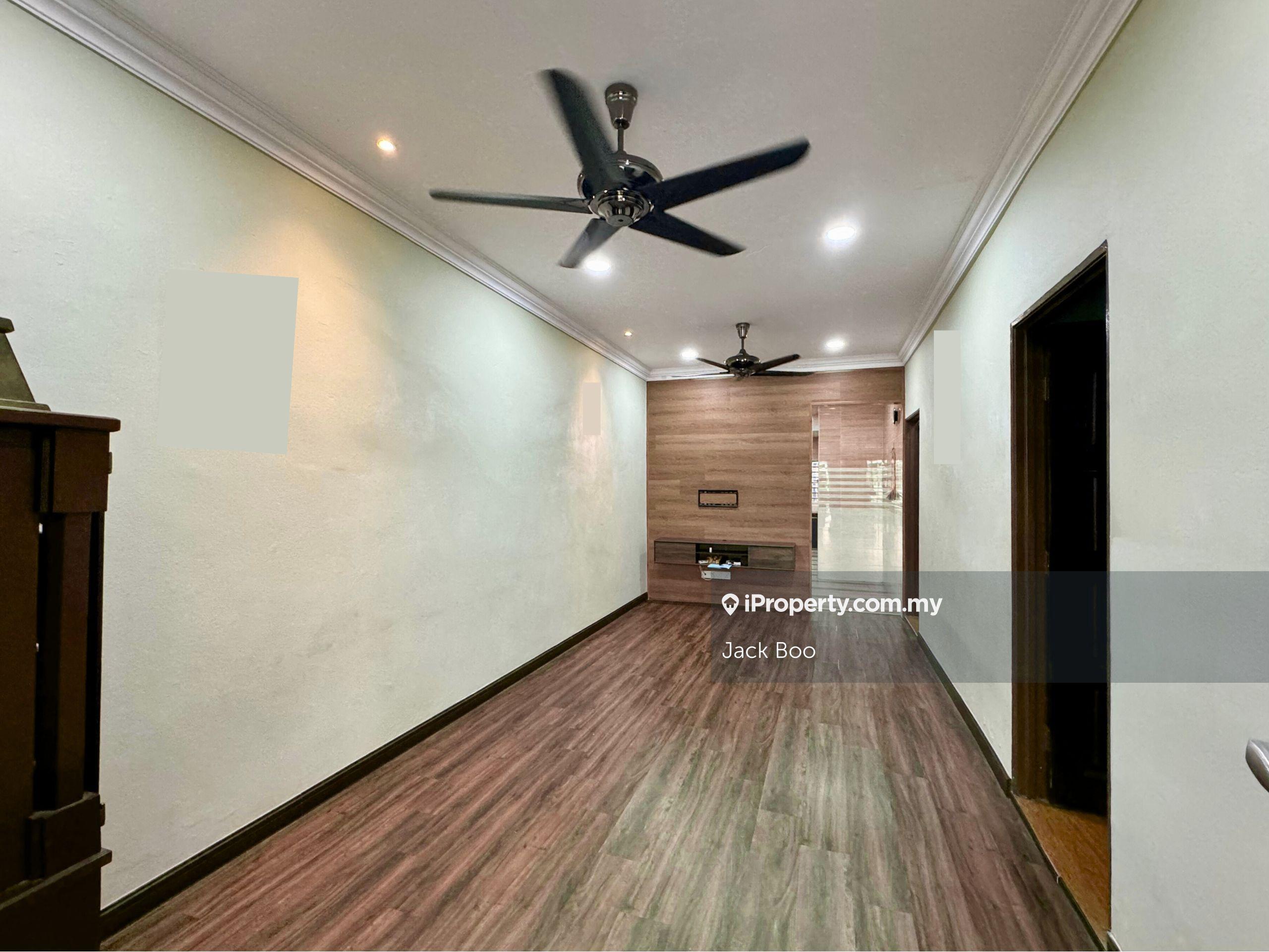 Single storey terrace house for Sale