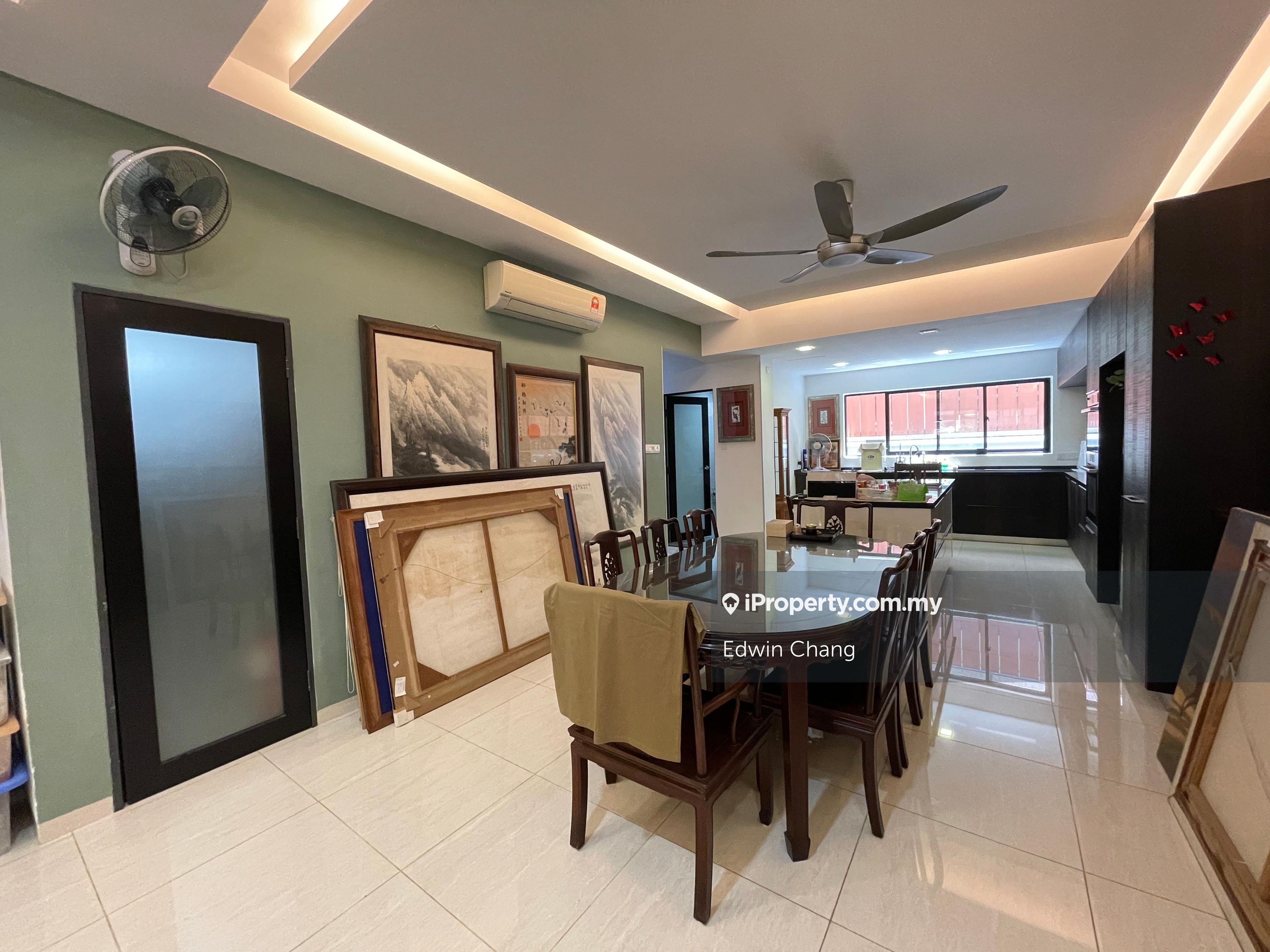 3 Storey Superlink for Sale @ Taman Esplanad Bukit Jalil