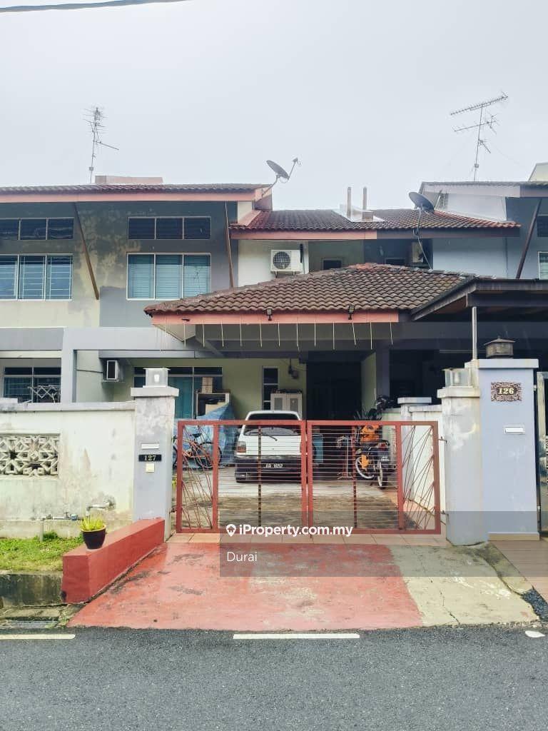 Bandar Putra Kulai Double Storey gated & Gaurded for sale