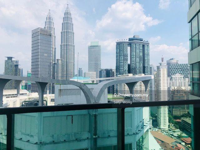 Big unit single floor Twin Tower view Near amenities