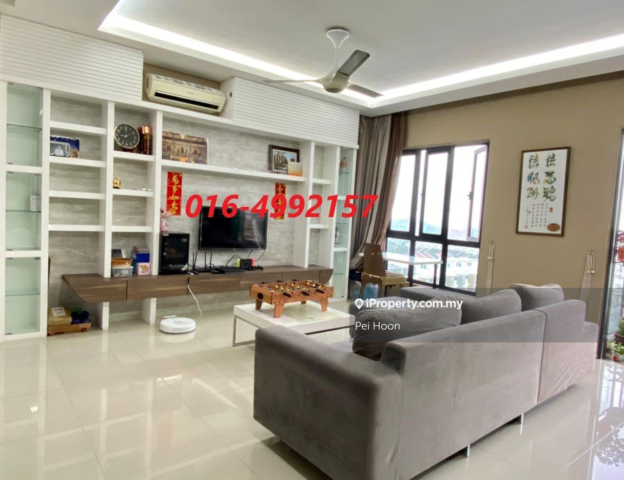Bright and cozy condominium for sale