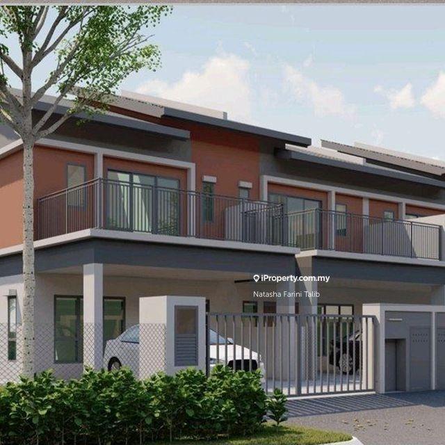 Fully Extend Balcony Upstairs and Spacious Size Layout