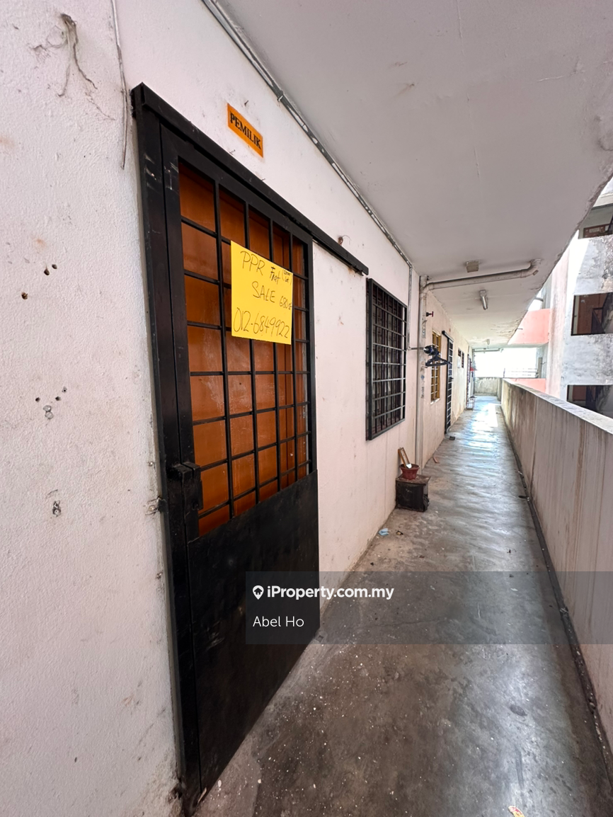Cheaper unit. Well maintained.