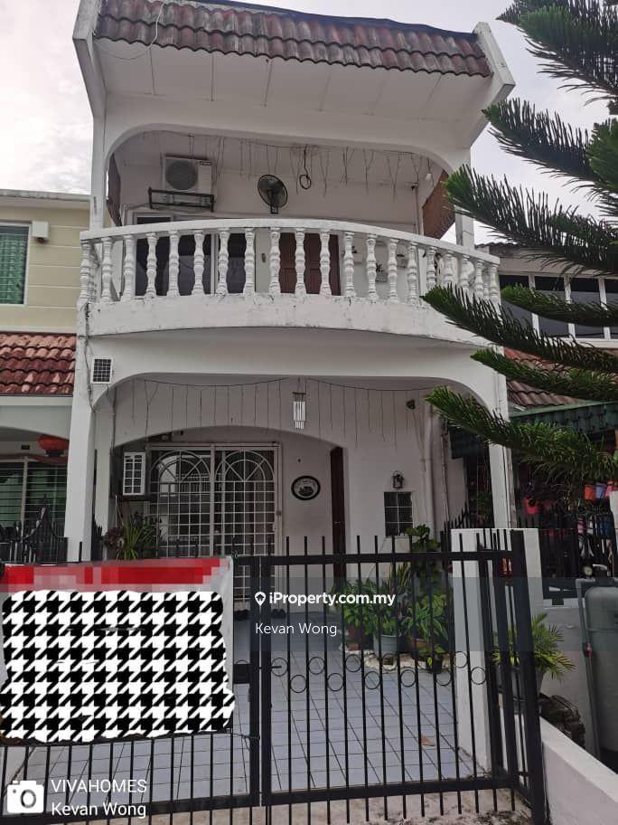 Taman Sri Gombak Fasa 9 Landed Terrace House Face Empty More Parking