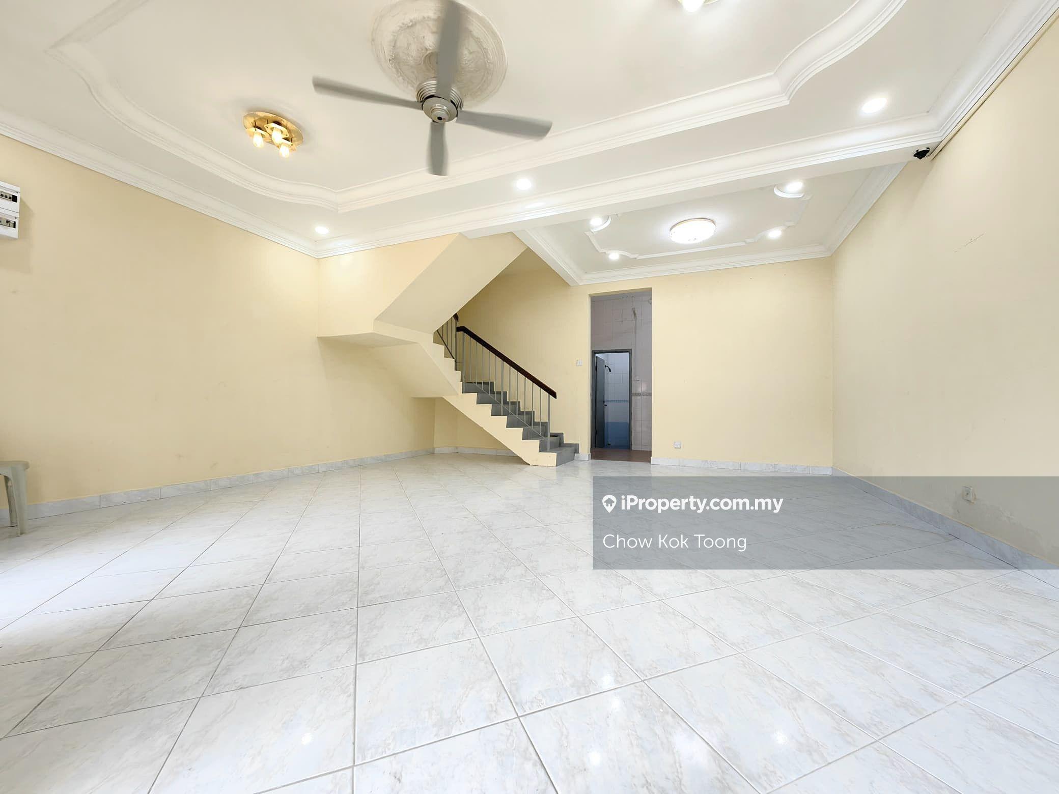Taman Puchong Prima Puchong, Freehold Double Storey Terrace near LRT 