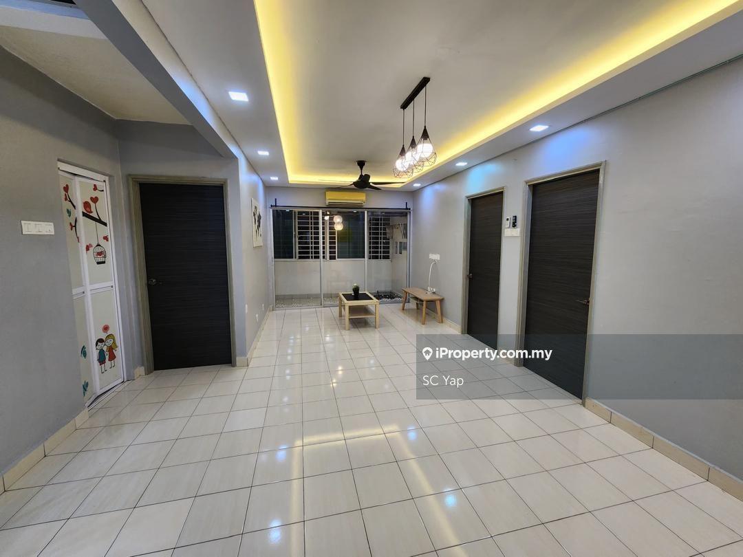 Full Loan And Zero Depo Available With Renovated Unit