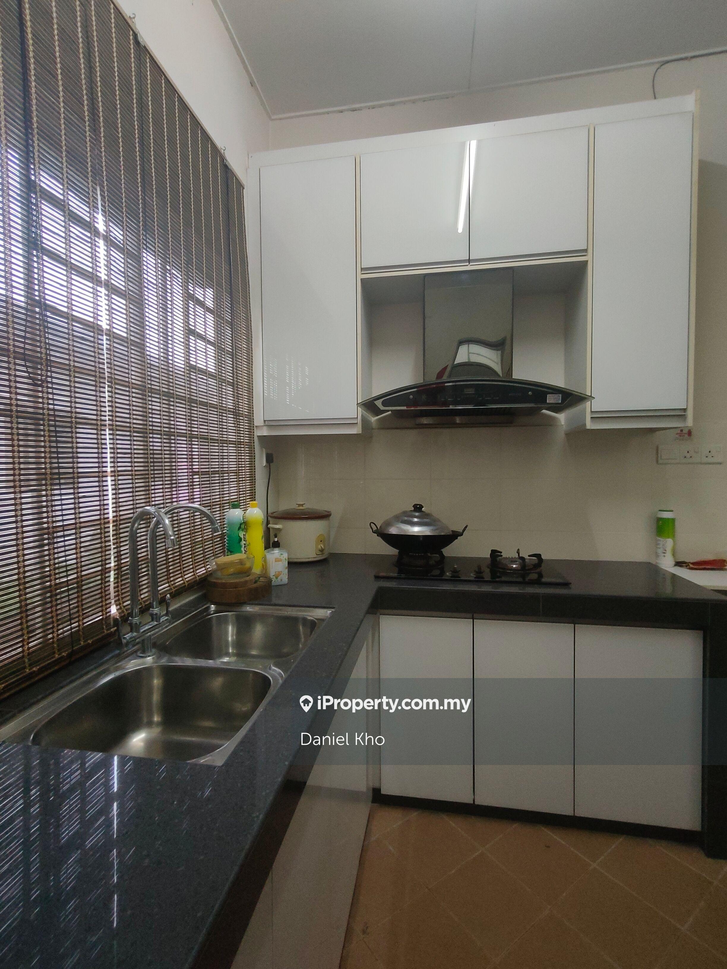 Renovated kitchen cabinet Free furnished 5 air cond and more 20 x  70 