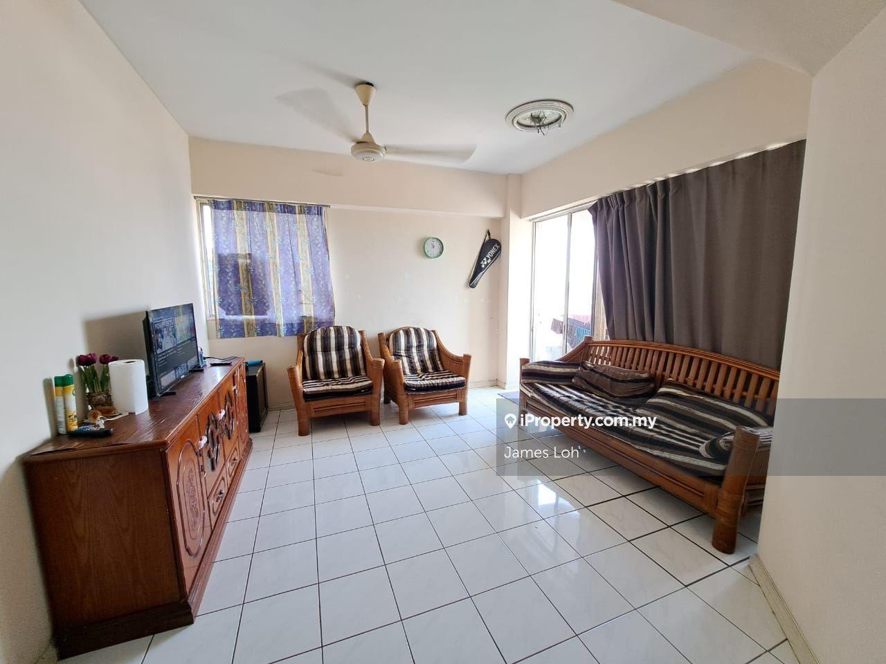 Menara Megah - Intermediate Unit for Sale