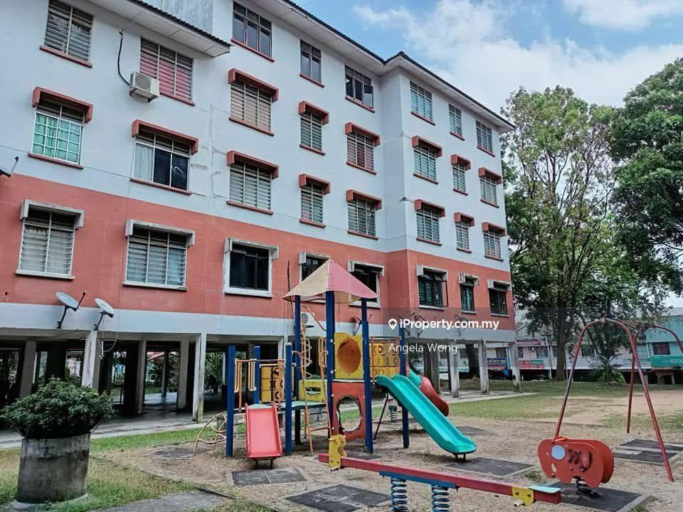 Taman Megaria Flat