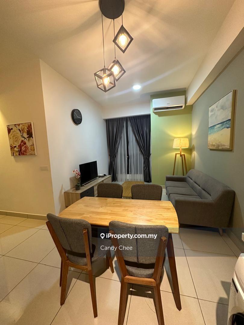 28 Boulevard Unit for Sale