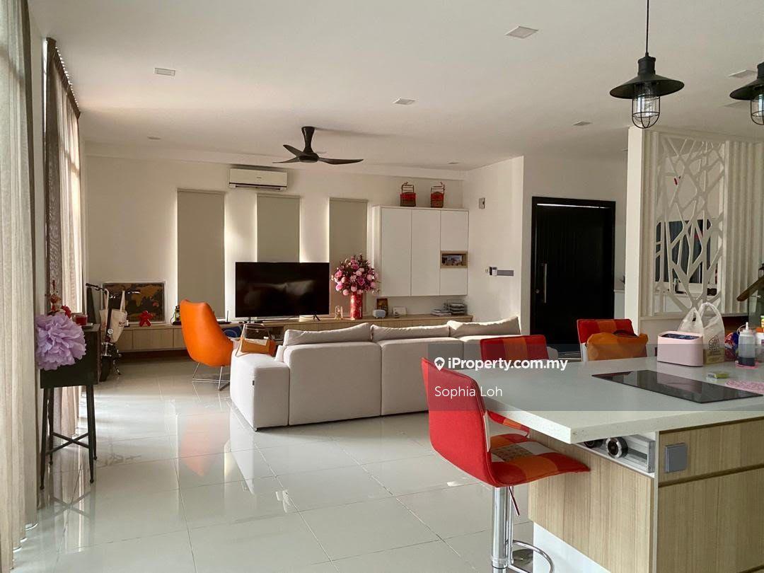 Tastefully Renovation with nice white goods