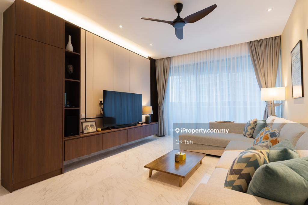 Forest Hill Condominium For Sale