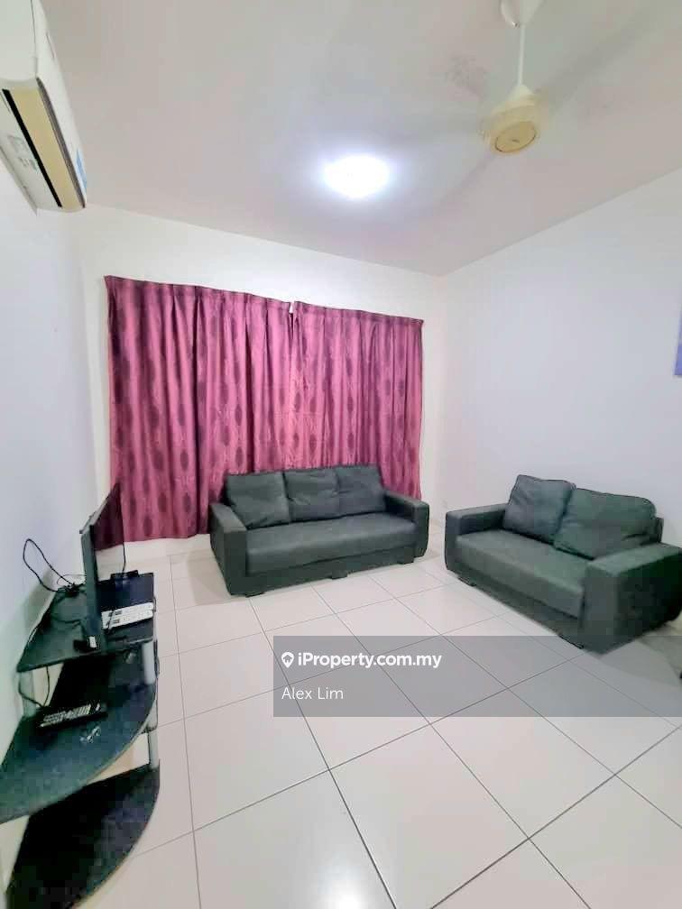 Sky View Fully Furnished 1 room Bus to Singapore 2nd Link Tuas