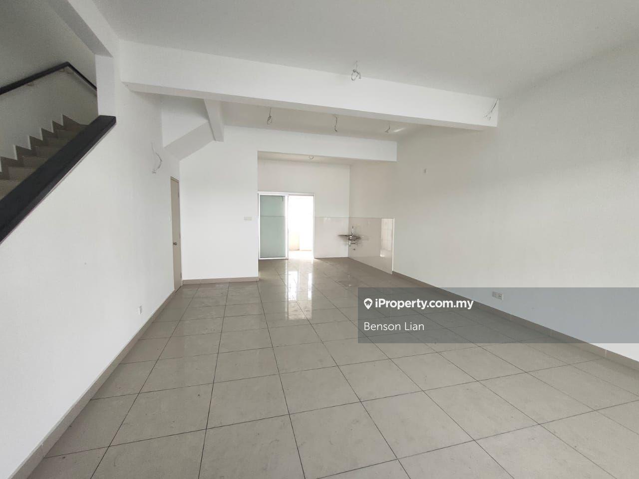 Brand New 2 Storey Ixora Residences Bandar Seri Coalfields, Negotiable