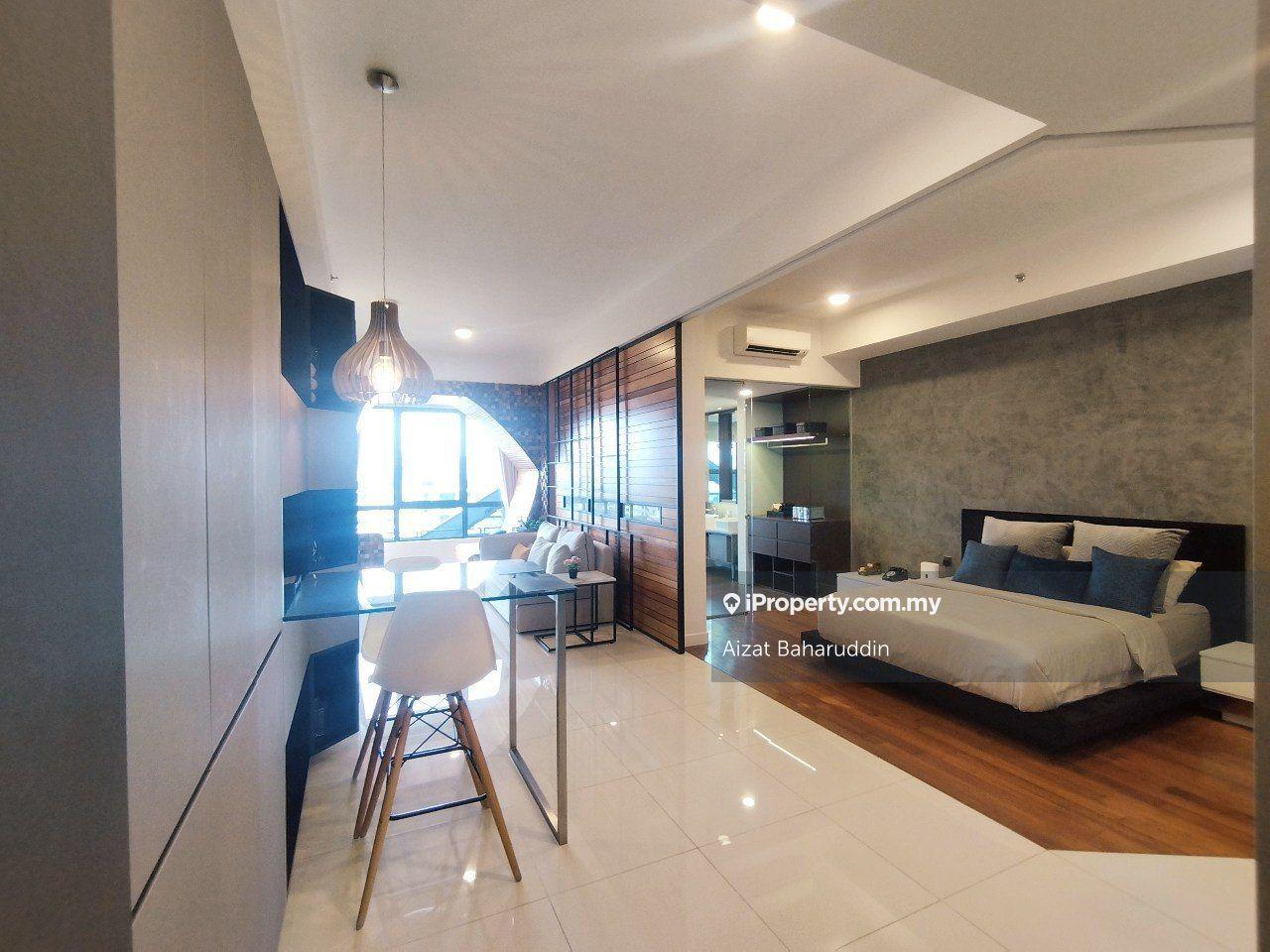 New prime freehold furnished unit near KLCC with high rental yield