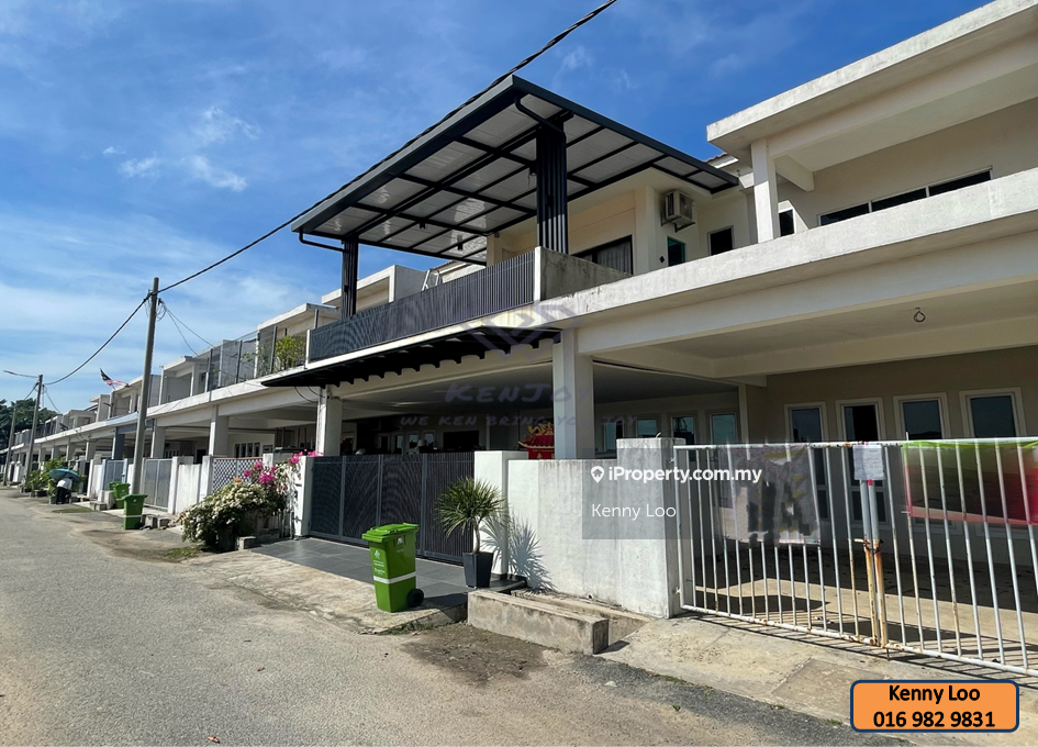Seri Teruntum Double Story New Terrace House