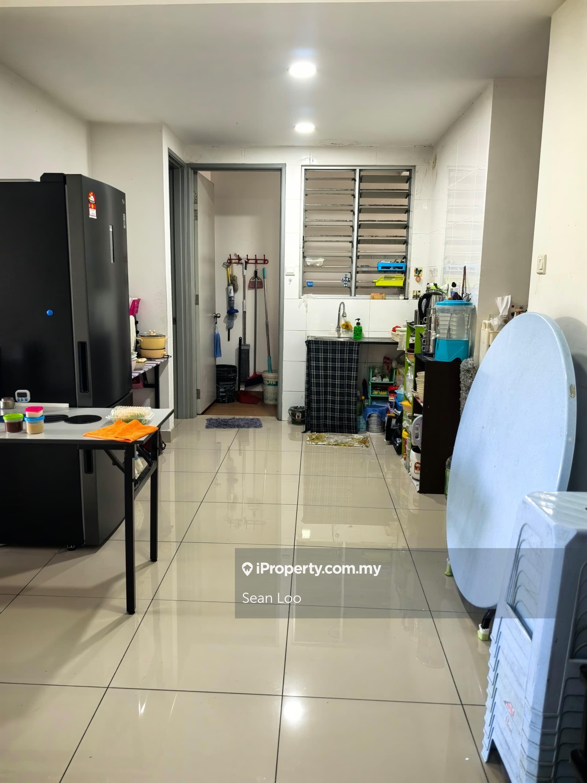 Vacant Now Low Floor Basic Unit @ Suasana Lumayan
