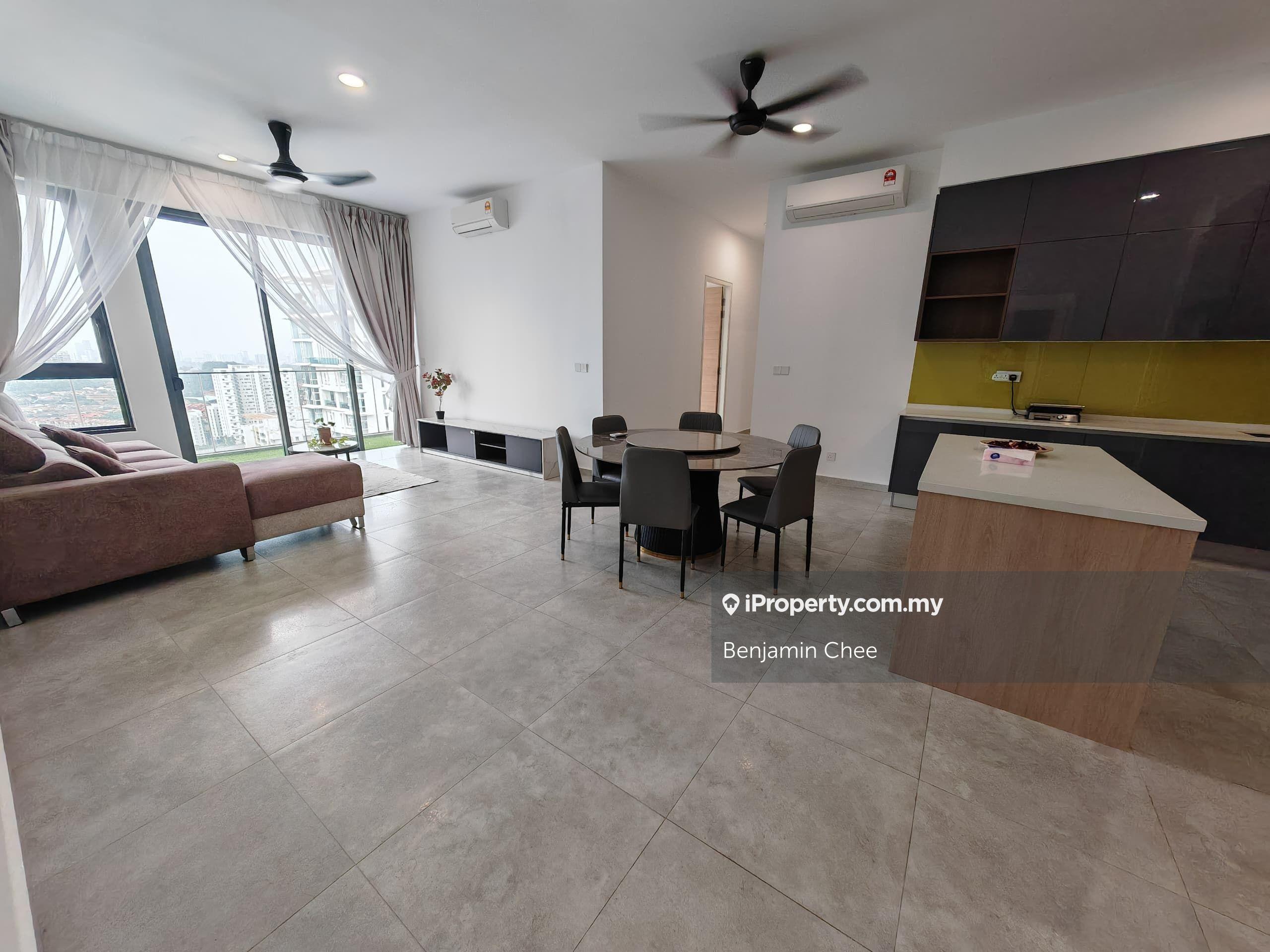 Pentamont Mont Kiara, 4 plus 2 Rooms, 4 Car Parks, Fully Furnished
