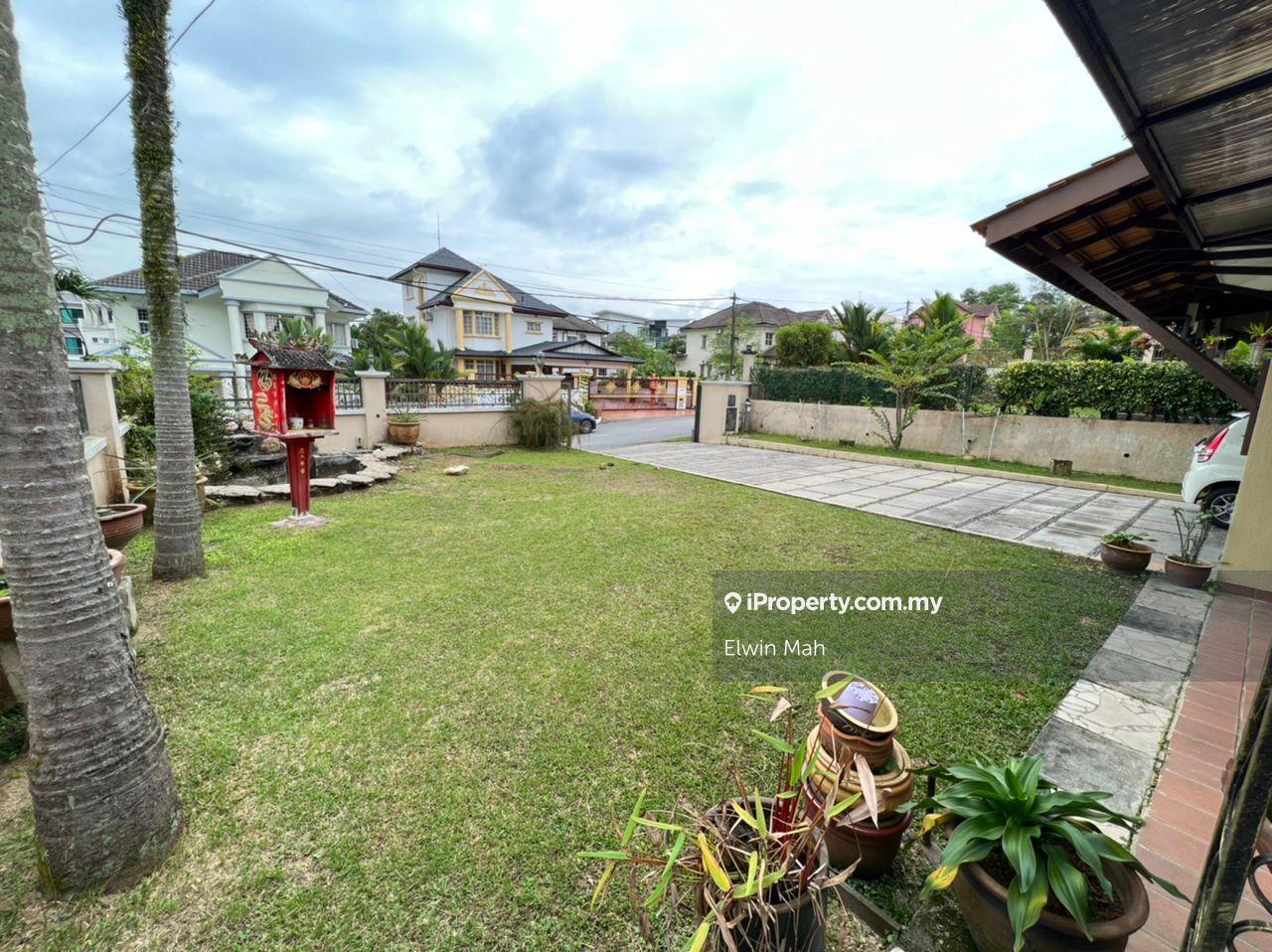 Renovated & Nice Big 2 Storey Bungalow At Desa 6 Bandar Country Homes