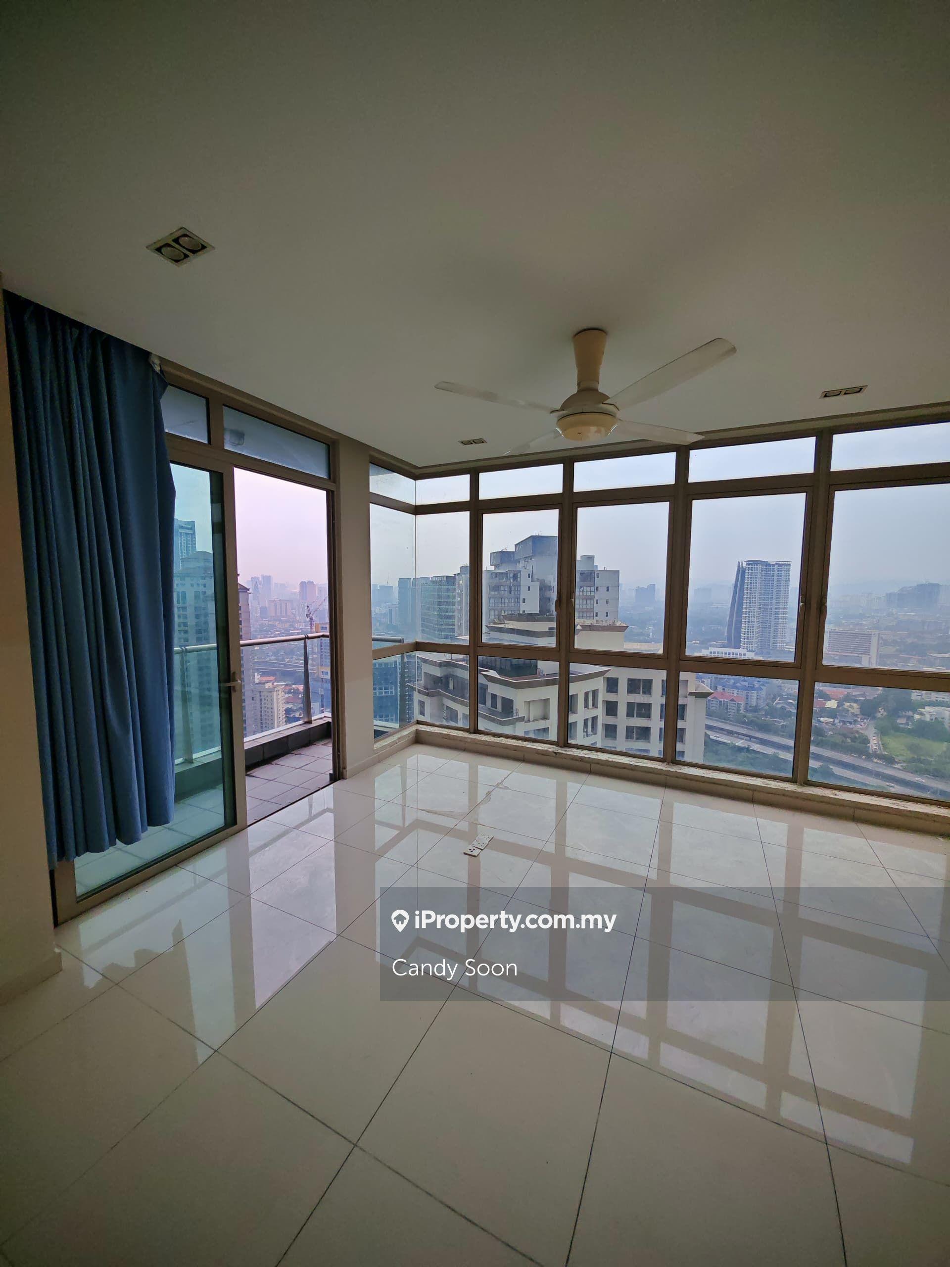 Myhabitat Serviced Residence in KLCC high floor nice view