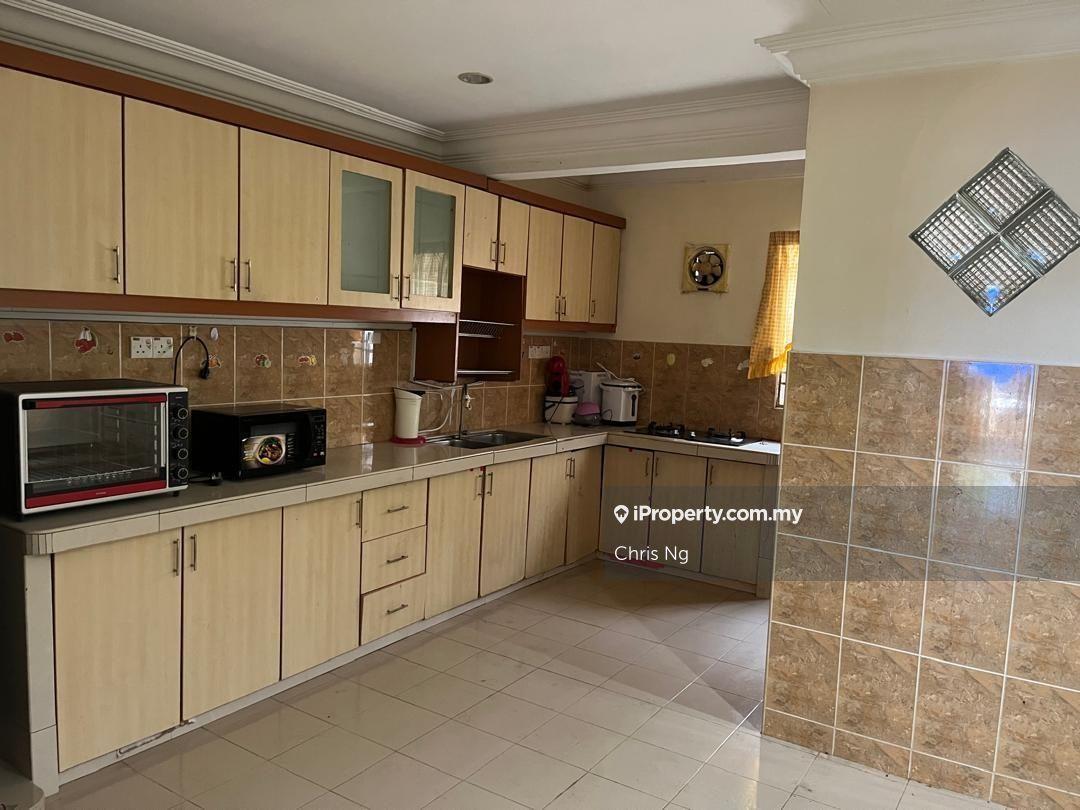 Facing Open Renovated 2 Storey Terrace Greenville Kota Kemuning 