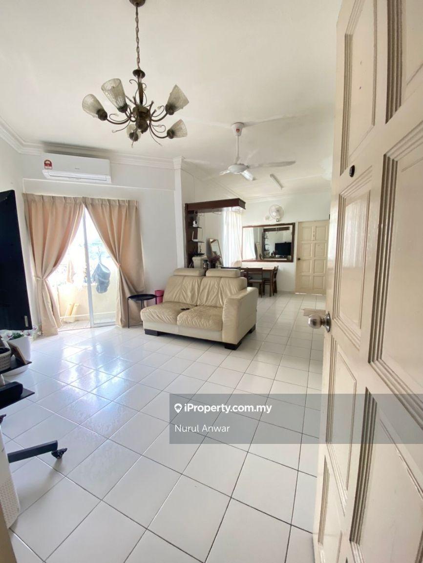 Cash Back Rm70k. Desa Bayan Apartment, Bayan Lepas. Boleh Full Loan