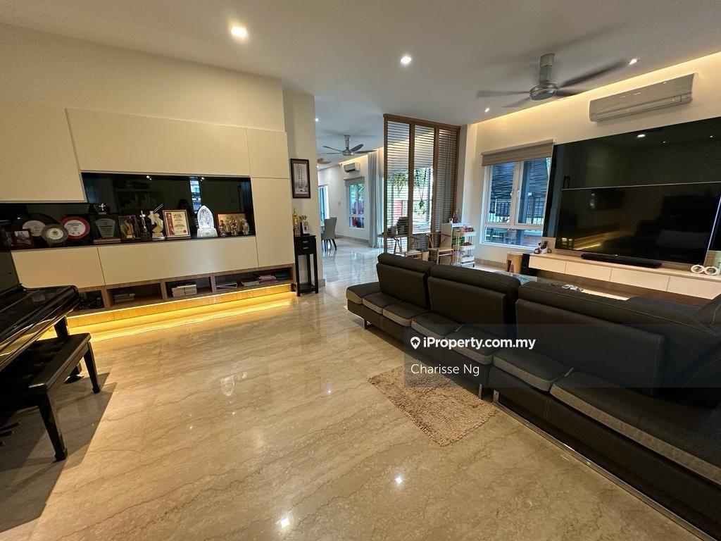 2 Storey Semi-D Not Facing House Good Fengshui Cheap & Renovated